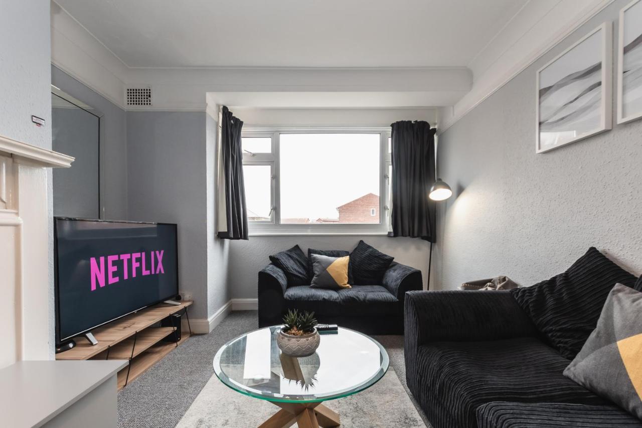 Best Price! Perfect Gunwharf Accommodation - 5 Single Beds Or Kingsize Free Parking Portsmouth Exteriér fotografie